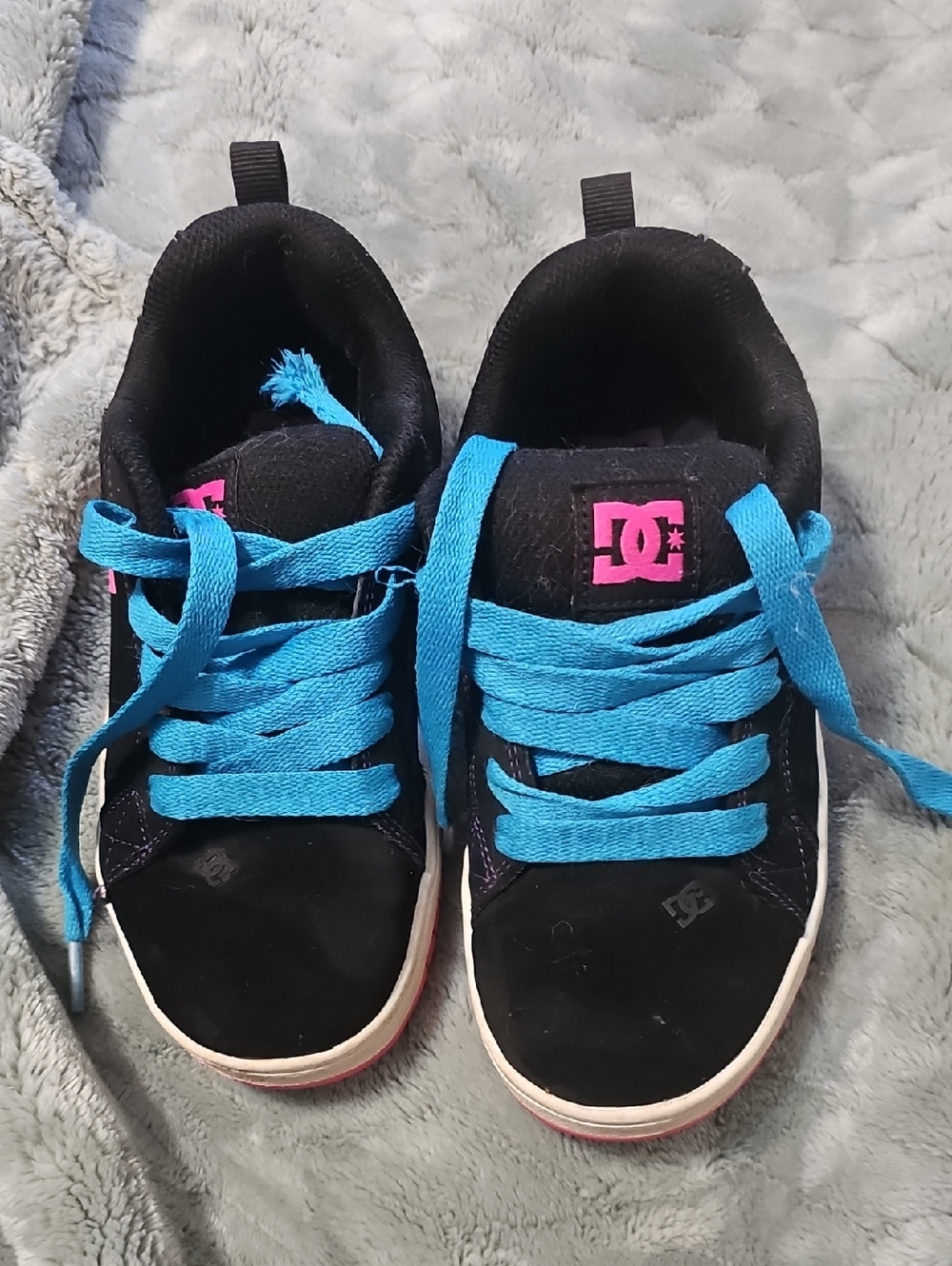 Dc Shoes Kids Size 3